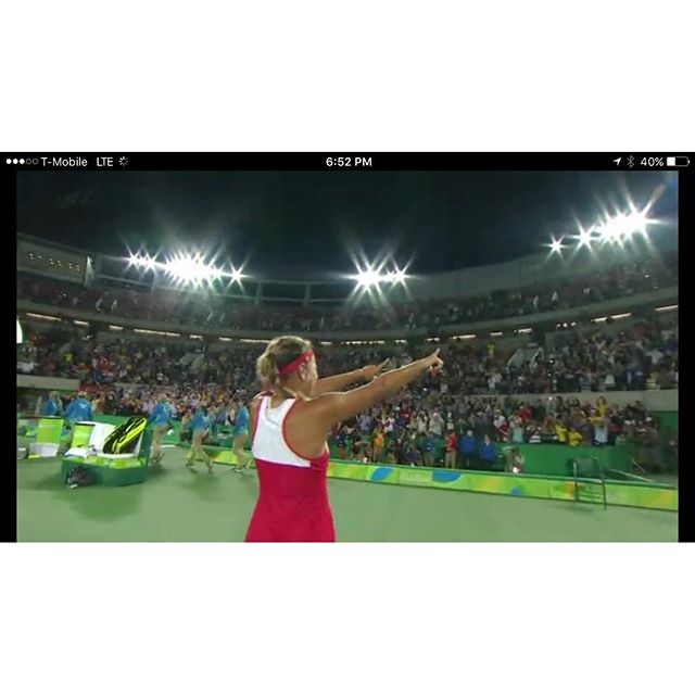 Oro para Puerto Rico gracias Monica Puig #tenis #singles @monicaace93 #orgullosodeserdepuertorico #quevivapuertorico #monicapuig #rio2016 #olimpics